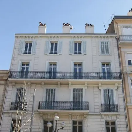 Apartament Carnot 14