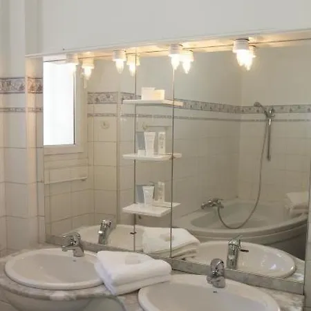 Carnot 14 Apartament